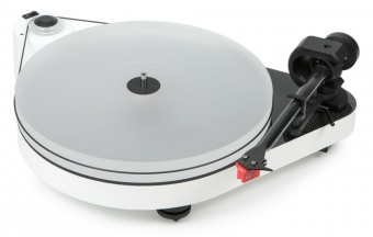 Pro-Ject RPM 5 Carbon Plattenspieler weiss mit Ortofon MC Quintet Red 